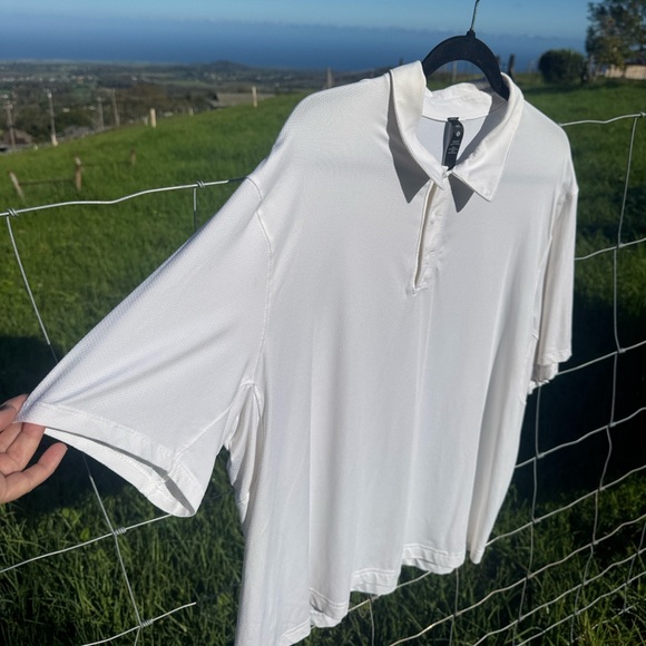 Lululemon White Collared Polo Golf Activewear 
Short sleeve performance snap Xxl - Picture 2 of 4